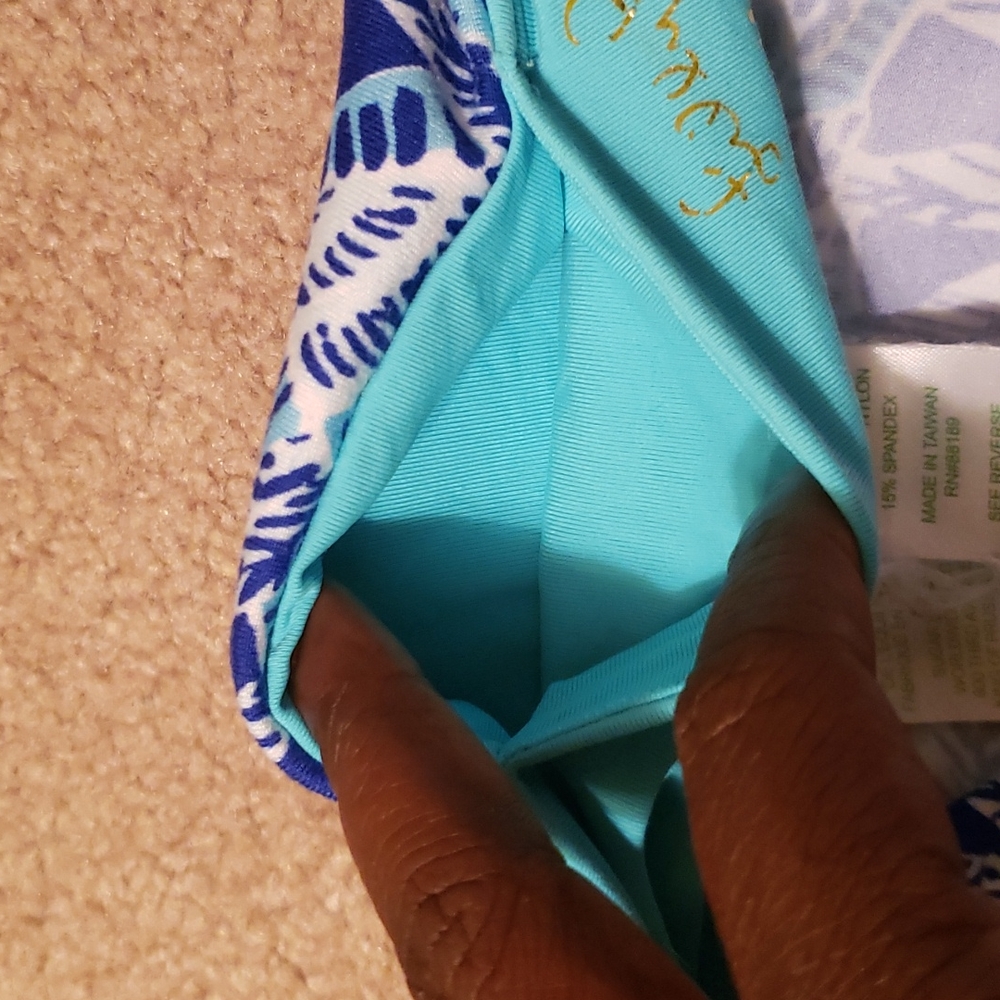 Lilly Pulitzer Luxletic Whisper Blue Women's Capris - Picture 6 of 12